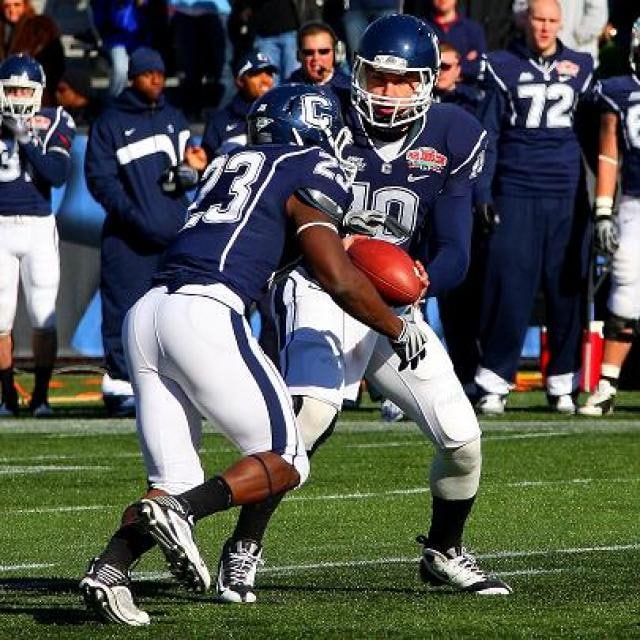 UCONN Vs. South Carolina Birmingham Bowl